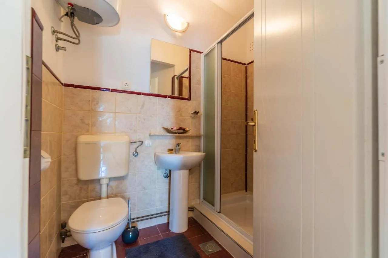 Apartment Krnica 7357B 0*,  Croatia